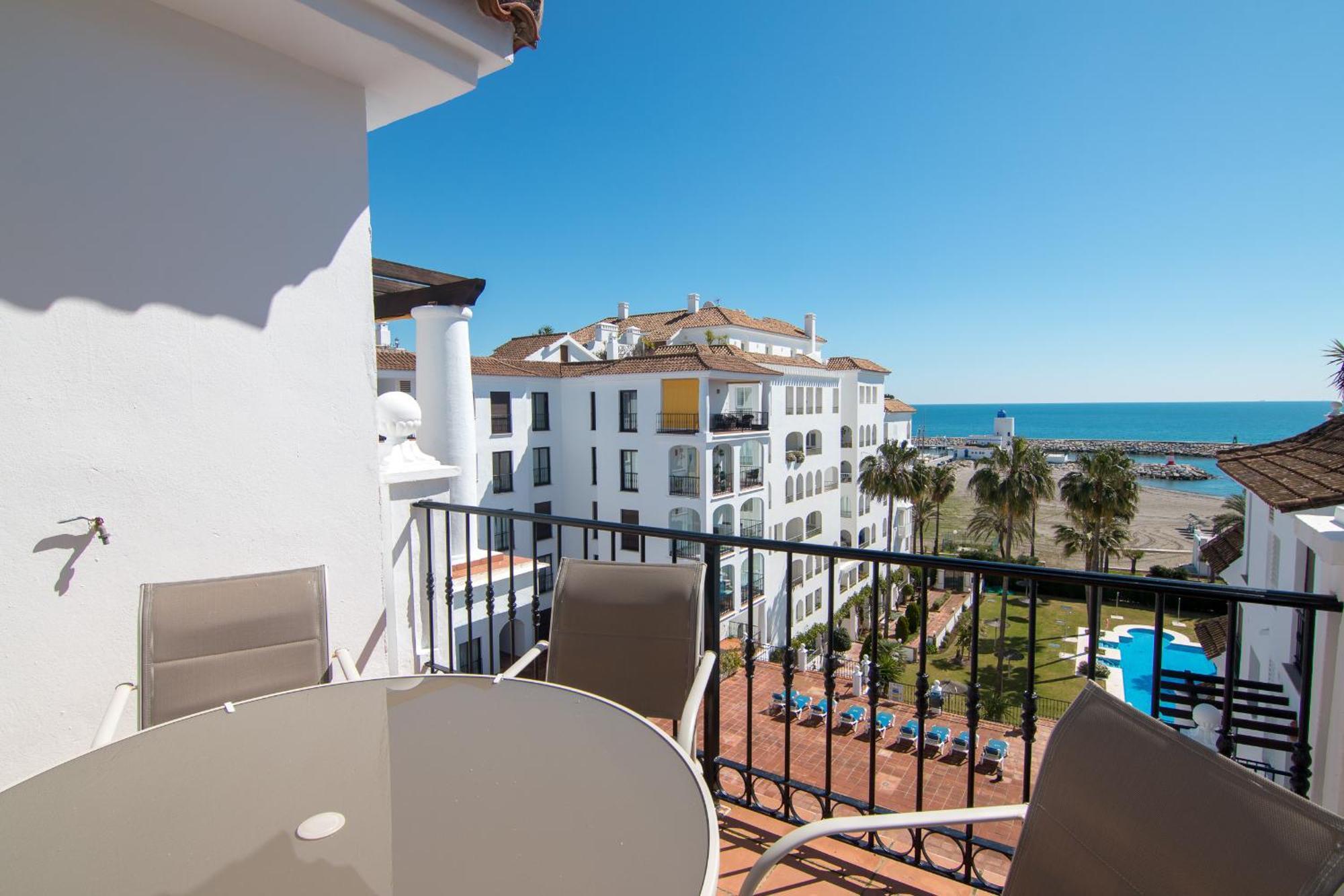 2233-Lovely 2 Bedrooms On The Beach, Pool And Port Manilva Luaran gambar